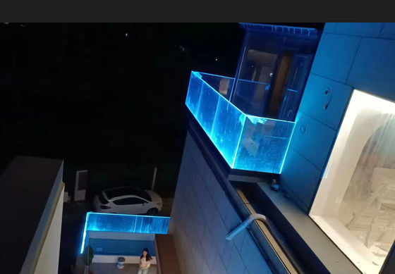 गुणवत्ता  Easy Installation Aluminum U Channel Glass Railing Modern With LED Light फैक्टरी