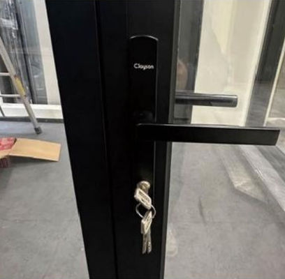 ऊर्जा दक्षता एल्यूमीनियम तह दरवाजा मोटी प्रोफ़ाइल कांच तह दरवाजा