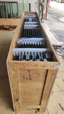 संक्षारण प्रतिरोधी एल्यूमीनियम तह दरवाजा थर्मल ब्रेक स्लिमलाइन एल्यूमीनियम द्विगुना दरवाजे