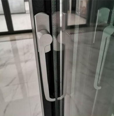 संक्षारण प्रतिरोधी एल्यूमीनियम तह दरवाजा थर्मल ब्रेक स्लिमलाइन एल्यूमीनियम द्विगुना दरवाजे