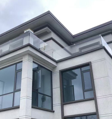 पाउडर कोटिंग एल्यूमीनियम यू चैनल ग्लास रेलिंग