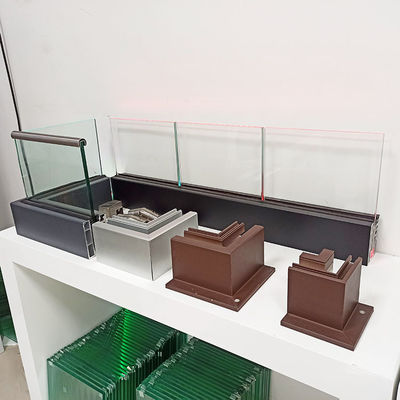 अनुकूलन योग्य 12 मिमी एल्यूमीनियम यू चैनल ग्लास रेलिंग 304 एसएस हैंडलरेल फ्रेमलेस ग्लास बैलस्ट्रेड