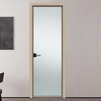 अत्यधिक तापमान के लिए एल्यूमिनियम मिश्र धातु 6063-T5 फ्रेम और 5 साल से अधिक की वारंटी के साथ टिकाऊ एल्यूमिनियम स्विंग दरवाजा