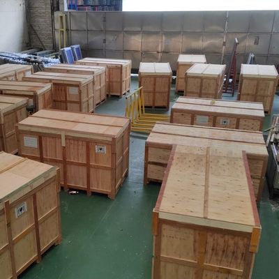 डबल चमकता हुआ पारदर्शी ग्लास डोर हैवी ड्यूटी हीट इंसुलेटेड बाय फोल्ड डोर