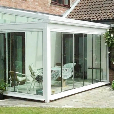 6063-T5 प्रोफाइल सामग्री और 12 मिमी टेम्पर्ड ग्लास के साथ अनुकूलन योग्य एल्यूमीनियम फोल्डिंग दरवाजा