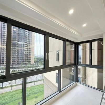 प्रबलित कांच थर्मल ब्रेक एल्यूमीनियम स्लाइडिंग तूफान खिड़कियां कीट नेट के साथ