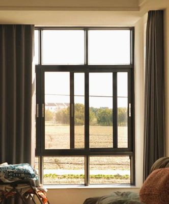 थर्मल ब्रेक विंड रेसिस्टेंट सनस्क्रीन एल्यूमीनियम स्लाइडिंग विंडो के साथ टेम्पर्ड ग्लास